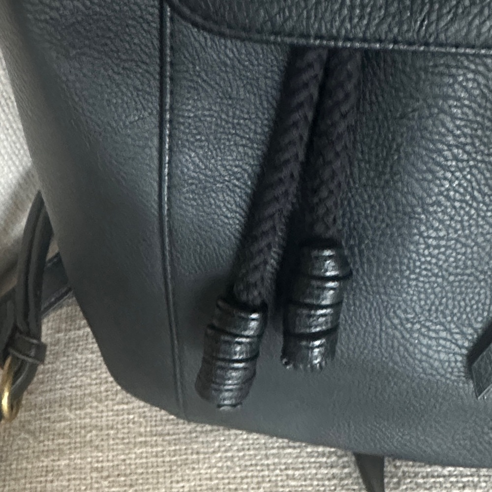 Nwot Universal Thread Black Backpack With Snap Cl… - image 5